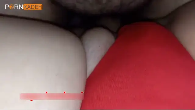 فیلم سکس رویا زوج ایرانی اول دختره با کیرخوری شروع میکنه حسابی حشر که زد بالا کص میده