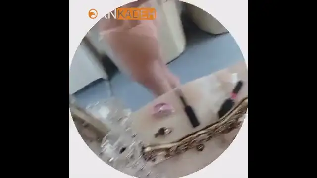 دوست دختر حشری و زیبام جلوی آیینه برای من لخت شد و فیلم فرستاد